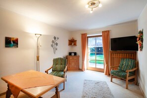 Unclassified image, 3 of 17, button