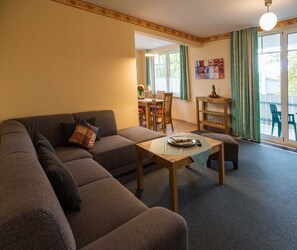 Unclassified image, 5 of 36, button