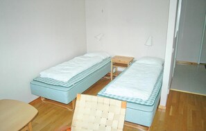 2 bedrooms
