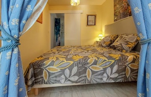1 quarto