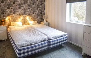 6 Schlafzimmer, Reisekinderbett, kostenloses WLAN