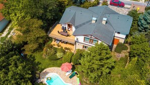 Exterior - Holiday home with pool and view to Lake Balaton for families (Balatonalmádi)