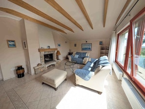 TV, fireplace - Holiday home with pool and view to Lake Balaton for families (Balatonalmádi)