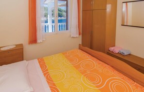 3 Schlafzimmer, Reisekinderbett, Bettwäsche