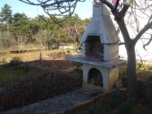 Property grounds - Holiday apartment mit Terrasse (Šilo)