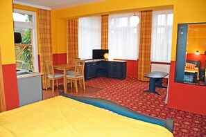 1 chambre, lit de bébé portatif, Wi-Fi, literie fournie