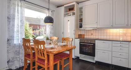 4 bedroom nice home in Sollebrunn