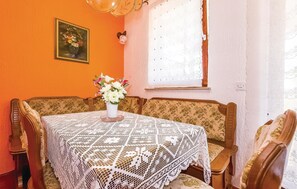 Dining - Beautiful apartment in Crikvenica (Crikvenica)