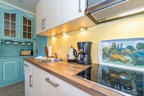 Fridge, microwave, dishwasher