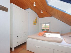 2 Schlafzimmer, Reisekinderbett, WLAN