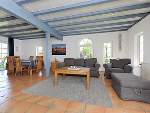 Fernseher, Kamin