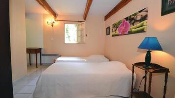 1 chambre, Wi-Fi gratuit, draps fournis