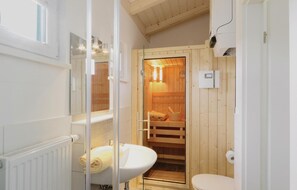 Shower - Nice home in Thale with sauna (Thale)