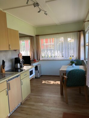 Fridge, microwave - Holiday home 1 and holiday home 2 (23016) - Holiday home 1 (Mirow)