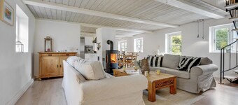 6 værelses dyrevenlig bolig i Vejby