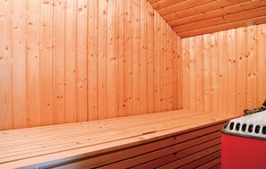 Sauna - Cozy home in Ringkøbing with sauna (Ringkøbing)