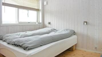 3 chambres, lit parapluie