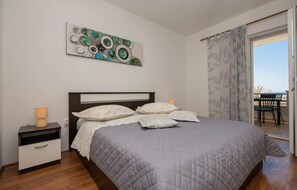 2 bedrooms, free WiFi, bed sheets