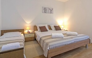 3 chambres, Wi-Fi gratuit, draps fournis