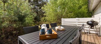 Gorgeous home in Nexø with WiFi