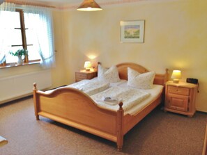 Unclassified image, 2 of 16, button