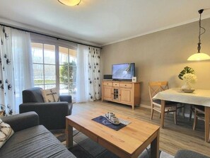 TV - (297) 2-room apartment beach road - Apartment block LAGUNA (Kühlungsborn)