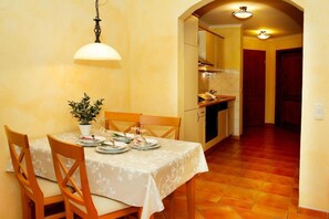 Dining - (297) 2-room apartment beach road - Apartment block LAGUNA (Kühlungsborn)