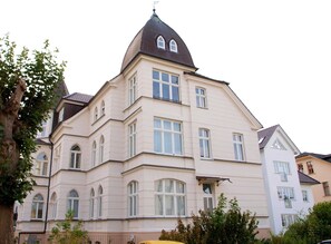 Imagen sin descripción, 3 de 26, botón