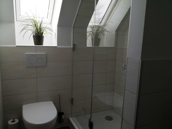 Unclassified image, 1 of 9, button