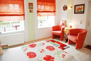 1 bedroom, WiFi, bed sheets