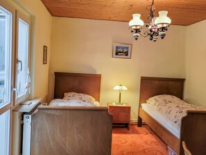 Uklassifisert bilde, 4 av 20, knapp