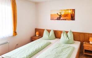 2 bedrooms