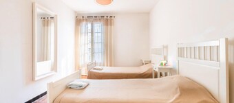 4 bedroom lovely home in Magalas