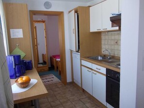 Fridge, oven, dishwasher