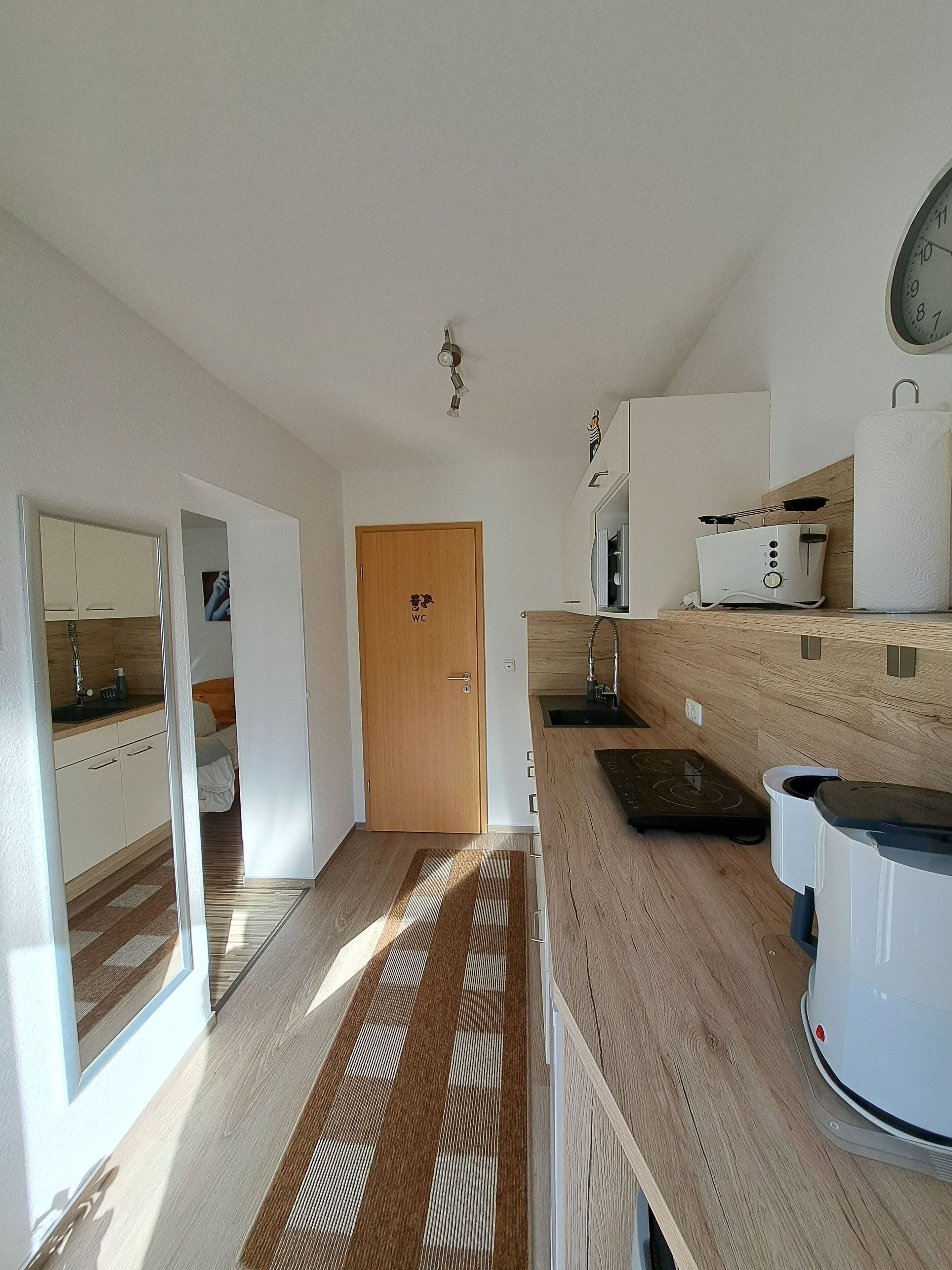 Fridge, microwave, coffee/tea maker, electric kettle