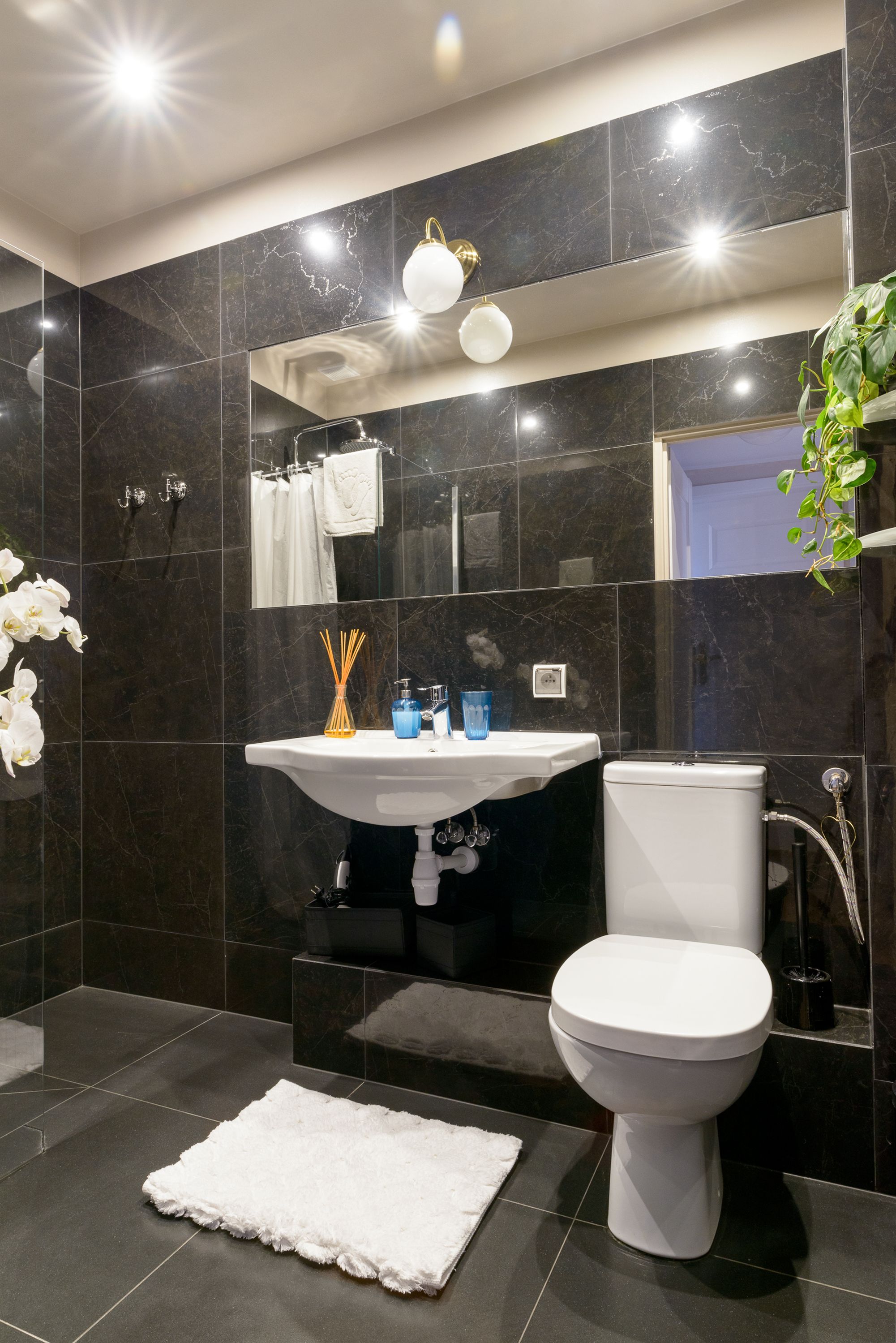 Business Apartment | In-room dining