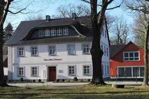 Esterni