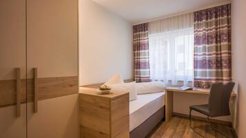 3 Schlafzimmer, Zimmersafe, WLAN, Bettwäsche