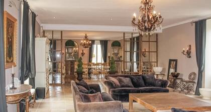 Sublime chĂąteau avec piscine