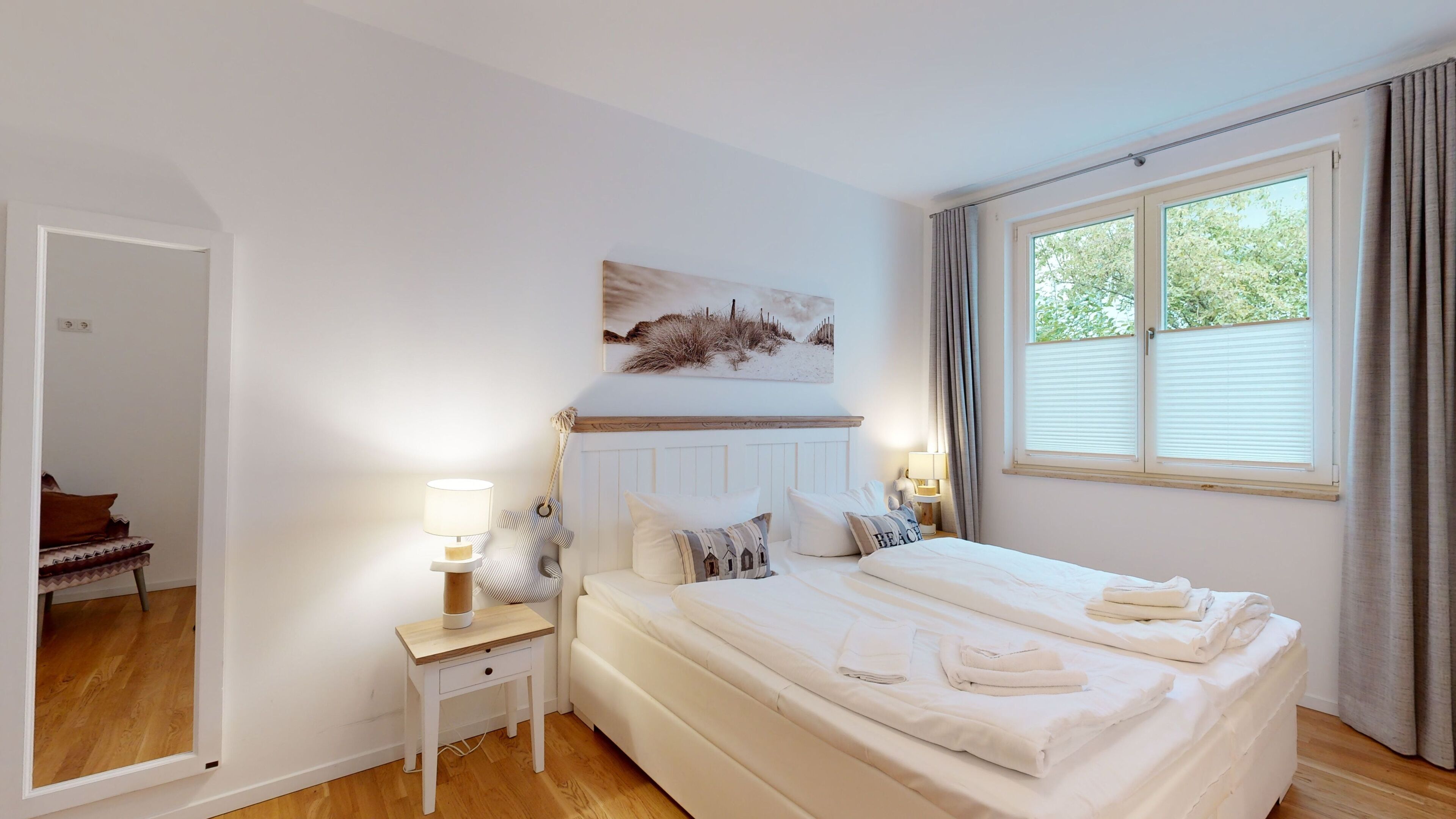 2 bedrooms, travel crib, WiFi