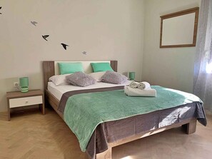 2 Schlafzimmer, Bügeleisen/Bügelbrett, Internetzugang