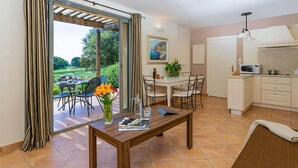Dining - Provence Country Club (Saumane De Vaucluse)