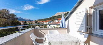 Holiday apartment near the beach with balcony