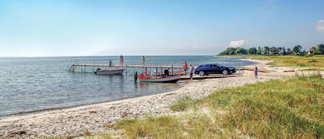 Beach nearby, fishing