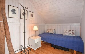 3 bedrooms, travel crib, free WiFi