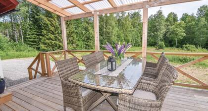 4 huonetta Majoitus Långserud