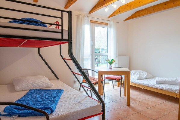 6 chambres, Wi-Fi, draps fournis