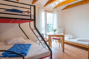 6 chambres, Wi-Fi, draps fournis