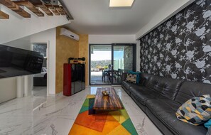 TV, stereo - 4 bedroom amazing home in Kostelj (Kostelj)