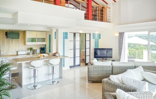 Lovely home in Saint-Pée-sur-Nivelle